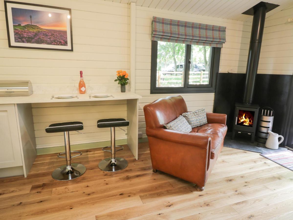 Lake View Lodge Скарбъро Екстериор снимка