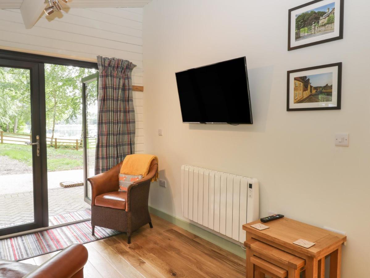 Lake View Lodge Скарбъро Екстериор снимка