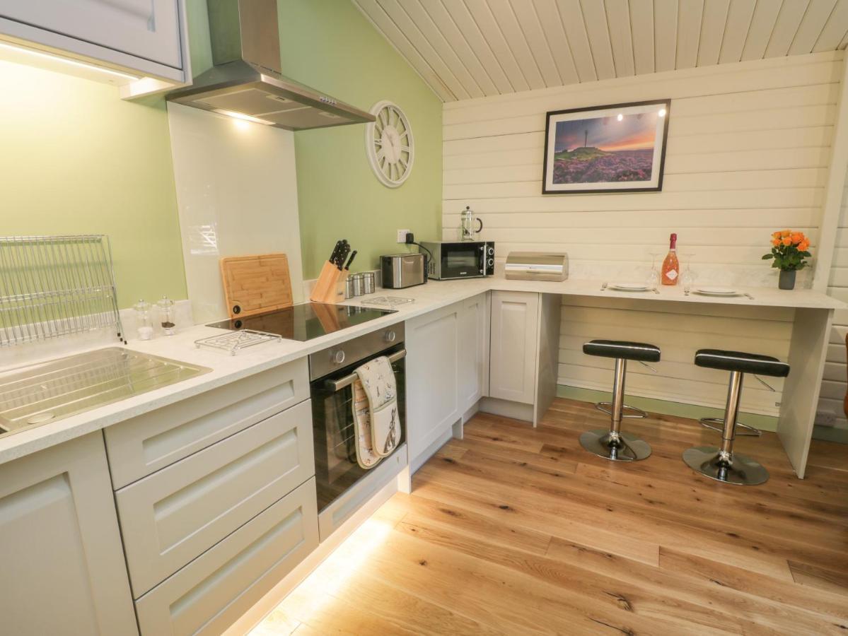 Lake View Lodge Скарбъро Екстериор снимка